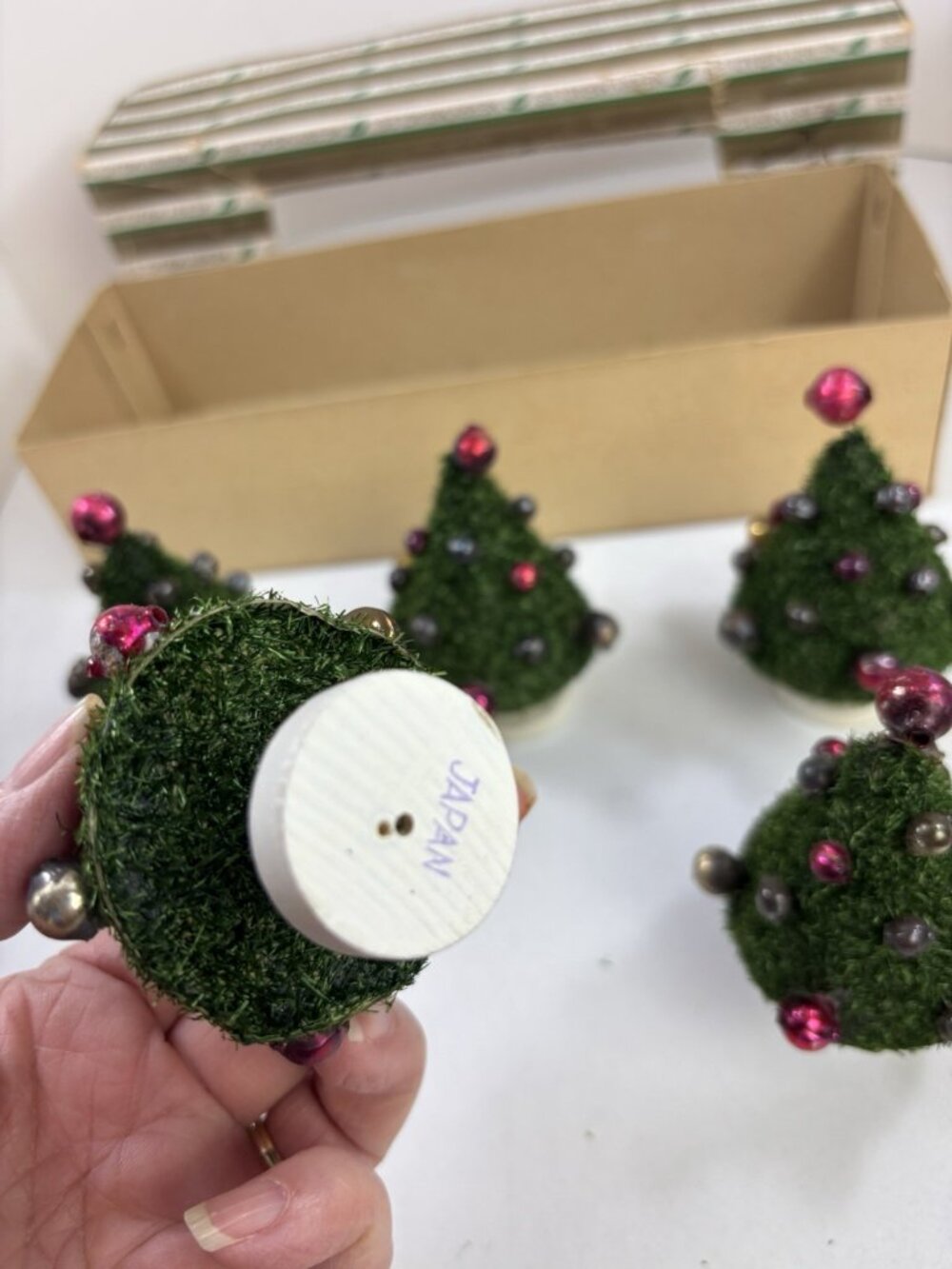 Merry Miracles Green Christmas Trees Box Of 5 Mercury Glass Holiday Japan 1950s - Picture 8 of 8